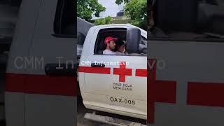 Sale Camión de la Cruz Roja con ayuda humanitaria a la zona de Corralero Pinotepa Nacional Oaxaca [upl. by Stormie]