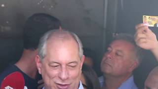 Ciro diz que 2º turno entre PT e Bolsonaro seria um ‘inferno’ e comenta as manifestações EleNão [upl. by Otsuj]