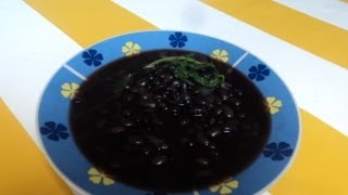 RECETA DE FRIJOLESFRIJOLES NEGROS EN LA OLLAlasdeliciasdelupita [upl. by Rotsen]