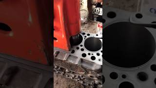 How to six cylinder Diesel engine sleeve grand sleeve piston machine [upl. by Rip]