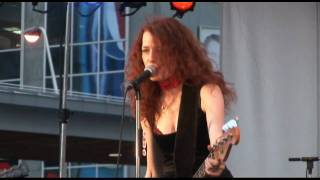 Melissa Auf der Maur  Dundas Square performing Followed the Waves [upl. by Oscar]