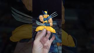 Revoltech Wolverine poses [upl. by Lotta]