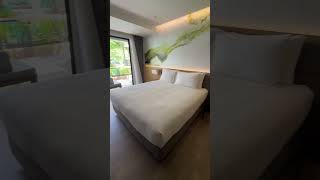 Doppelzimmer Doubletree by Hilton Banthai Resort Patong Beach Thailand 🇹🇭😍 [upl. by Aiek485]