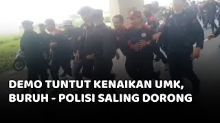 Demo Buruh Tuntut Kenaikan UMK di Bekasi Jawa Barat [upl. by Tnomed]