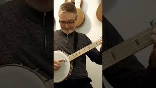 NYLGUT STRINGS ON A DEERING GOODTIME BANJO [upl. by Whallon]