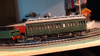 Vintage HO Fleischmann clerestory carriage with interior lighting review [upl. by Kciredohr]