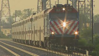 Metra providing extra lines for Air amp Water Show free first day of school rides [upl. by Joh]