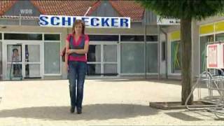 Schleckers miese Masche mit den XLMärkten  Lohndumping Ausbeutung markt WDR 2772009 [upl. by Fafa]