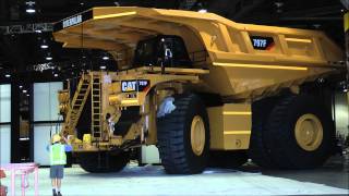 Biggest dumptruck in the world Caterpillar 797F [upl. by Bein]