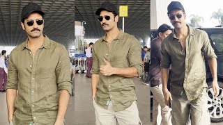 Vicky Kaushal Flying From Mumbai Spotted At Airport [upl. by Noicnecsa]