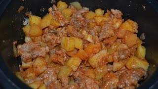 Видеорецепт  Жаркое со свининой в мультиварке  Готовим вкусно просто и быстро [upl. by Sej719]