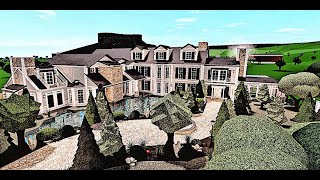 Colonial New England Lake House  Bloxburg Speedbuild 70k [upl. by Bartie]