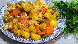 Überbackene Kartoffeln mit Gemüse im Ofen Blumenkohl Karotten und Paprika Einfach und lecker vegan [upl. by Adnilasor]