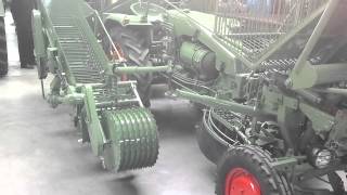 Fendt 230 GT mit Rübenroder [upl. by Miharba885]