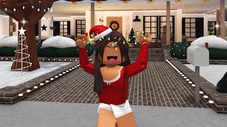 Decorating My Bloxburgs House For Christmas 🎄 ROBLOX Bloxburg [upl. by Mulcahy332]