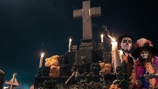 Día de Muertos  Reportage sur le jour des morts au Mexique à Mixquic et Mexico [upl. by Hercule]