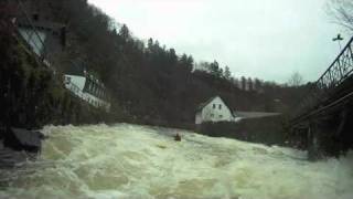 Ein Tag am Fluss Wildwasser Kajak Monschau Hohe Rur [upl. by Lleral]