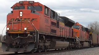 BNSF 9186 Leads EPCTNAM through Centralia IL [upl. by Randell]