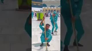 Kaaba cleaning Mashallah❤️mekkah medina rozaerasoolﷺ islamicvideo naatsharif [upl. by Eissahc]