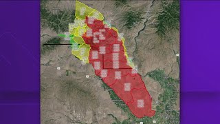 Update More Evacuations for Durkee Fire [upl. by Yllim]