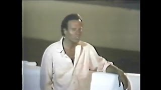 Julio Iglesias Que No Se Rompa La Noche Videoclip Oficial [upl. by Nodanrb]