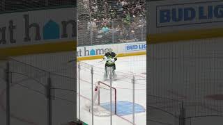 Who else warms up with this trick GoalieGearSnob DallasStars BauerGoalie JakeOettinger [upl. by Llenna]