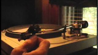 Technics SL D2 Turntable Tonearm Set Up [upl. by Orfield890]