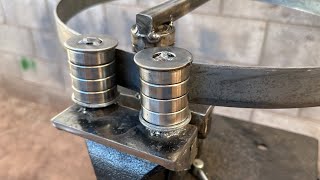 The invention of a very creative tool of a welder for bending metal  Double use of the Bench vise [upl. by Nitniuq]