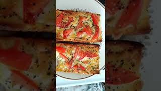 French bread cheese and tomato pizza easy yummy recipe [upl. by Nessy]