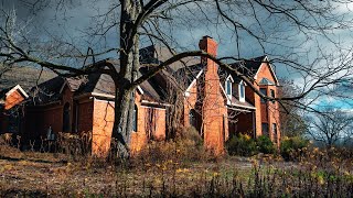 ABANDONED Millionaires Tennessee Mansion [upl. by Merceer687]