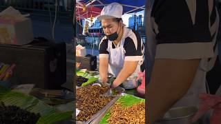 Fight For Life Thai Lady Selling Fried Insects Thai Street Food [upl. by Epotimet]