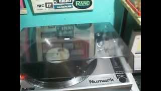 Numark TT1520 Direct Drive Turntable Demo [upl. by Akinohs]