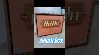 Descubre la Shruti Box El instrumento que transforma tu música [upl. by Daus]