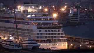 Kreuzfahrtschiff AIDAblu in der Werft in Neapel  Trockendock  231012 [upl. by Arda791]