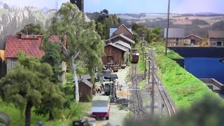 Modelspoor BeursModellbahnenausstellungModel RailwayExhibition Houten 2017 Deel 3 [upl. by Ynnij]