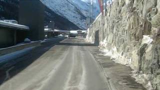 Fahrt mit dem Postbus Einfahrt in Saas Fee [upl. by Ellerud464]