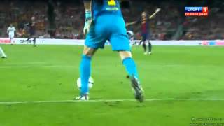 Angel Di Maria vs Victor Valdes [upl. by Brendon]