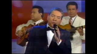 Marco Antonio Muñiz y La Rondalla Tapatia 1 [upl. by Rehpotsrihc647]