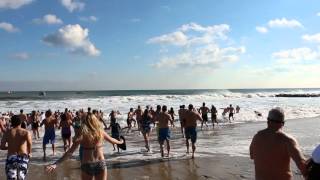 LADACIN polar bear plunge in Manasquan 2016 [upl. by Orabla]