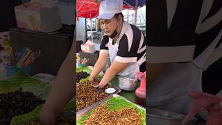 Fight for Life  Strong Mum no Hand Selling Fried Insects Thai Street Food [upl. by Ntsyrk]