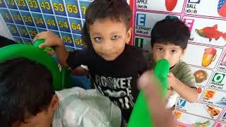 Play School me baccho ko kaise Khilaye l Play School me baccho ko Kaise Padhaye [upl. by Sualokcin]