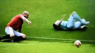 Jaap Stam tackle vs Bayern Munich legends  Manchester United [upl. by Gentes566]