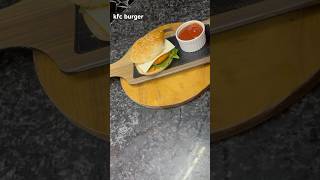 chickenburger ghr pr bnaya voh bhi 15 min only shortschicken cheeseytshorts reelsfood [upl. by Leribag]