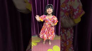 Saree ke fall sa music song bollywoodsongs hindisong dance entertainment explore explorepage [upl. by Nnanerak]