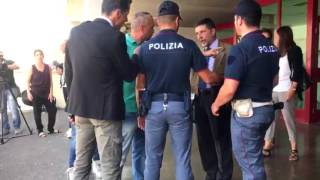 Mafia capitale urla improvvise avvocato Carminati portato via dalla polizia [upl. by Nyrtak]