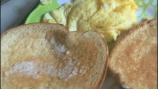 cooking scrambled eggs and toast 🤑🤑 [upl. by Dronel]