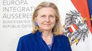 Karin Kneissl  Offene Diskussion mit Karin Kneissl Ehemalige Außenministerin Österreichs [upl. by Tennes453]