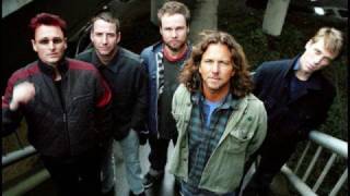 Pearl Jam  Big Wave [upl. by Geirk41]