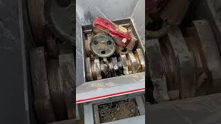 shredding Broken engine Metal shredding youtubeshorts shredder machine hydraulicequipment [upl. by Buine]