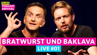 Teil 1 Bratwurst und Baklava mit Özcan Cosar und Bastian Bielendorfer LIVE  1LIVE Podcastfestival [upl. by Enailil]